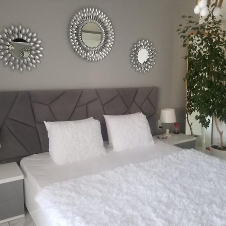 Anis Apartments Saranda Extérieur photo