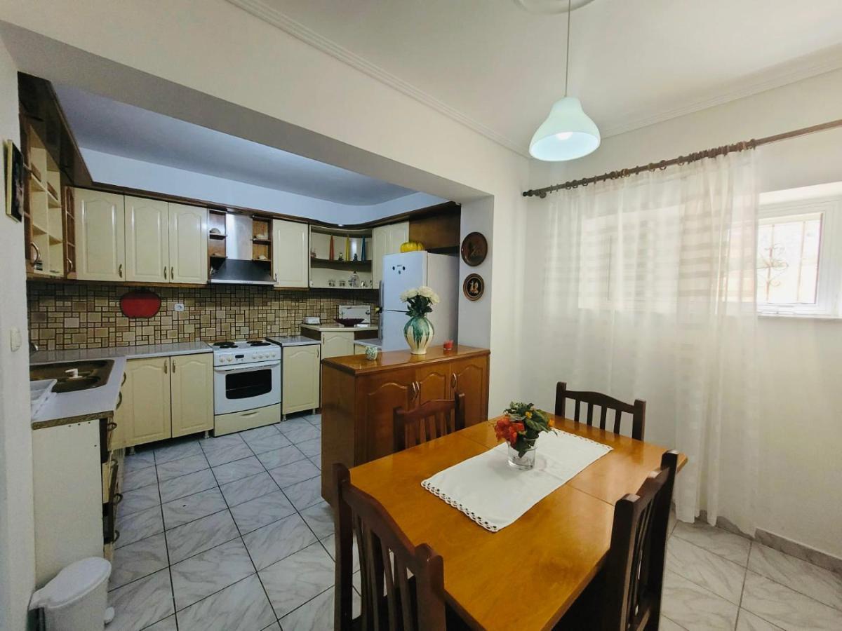 Anis Apartments Saranda Extérieur photo