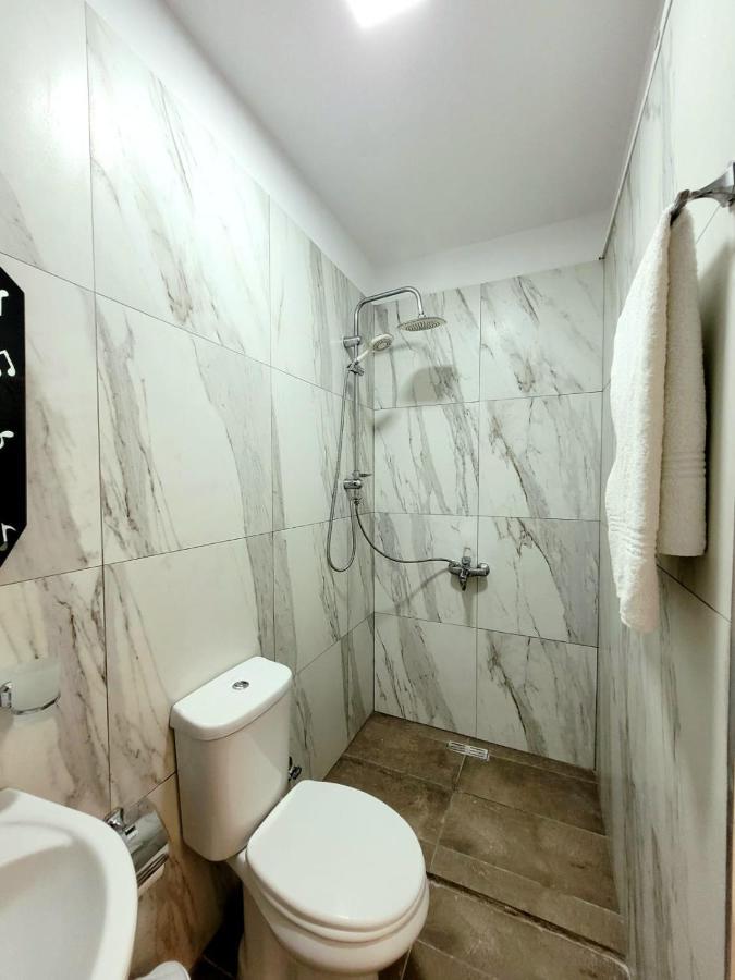 Anis Apartments Saranda Extérieur photo